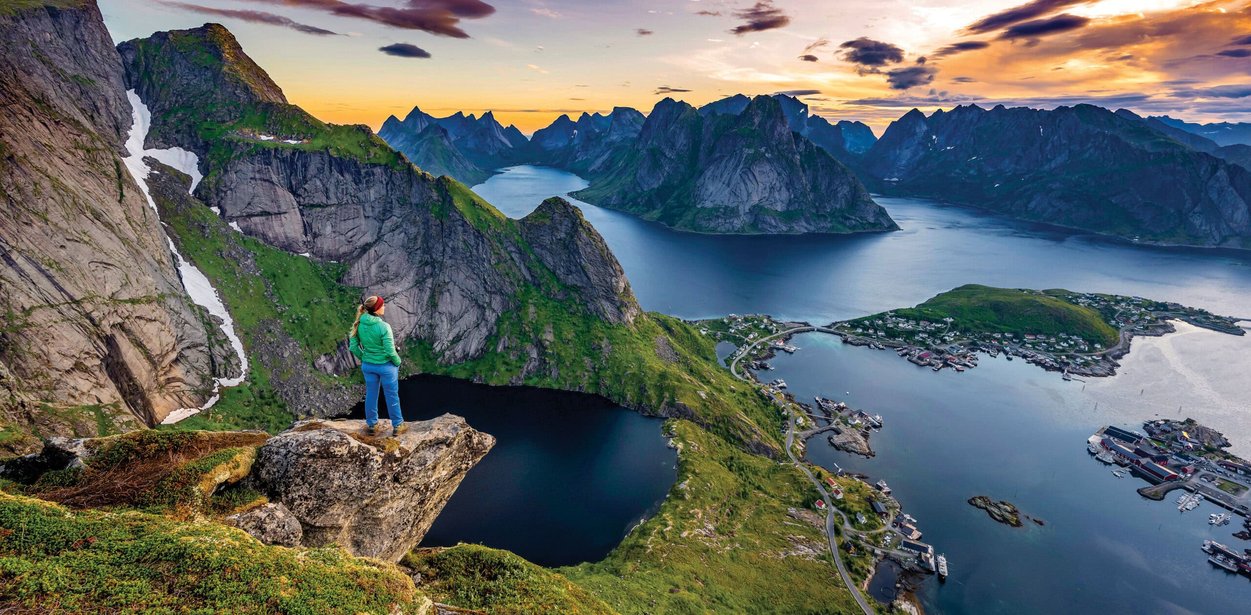 Lofoten Islands Hiking Tour in Norway