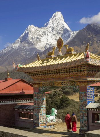 everest lodge trek