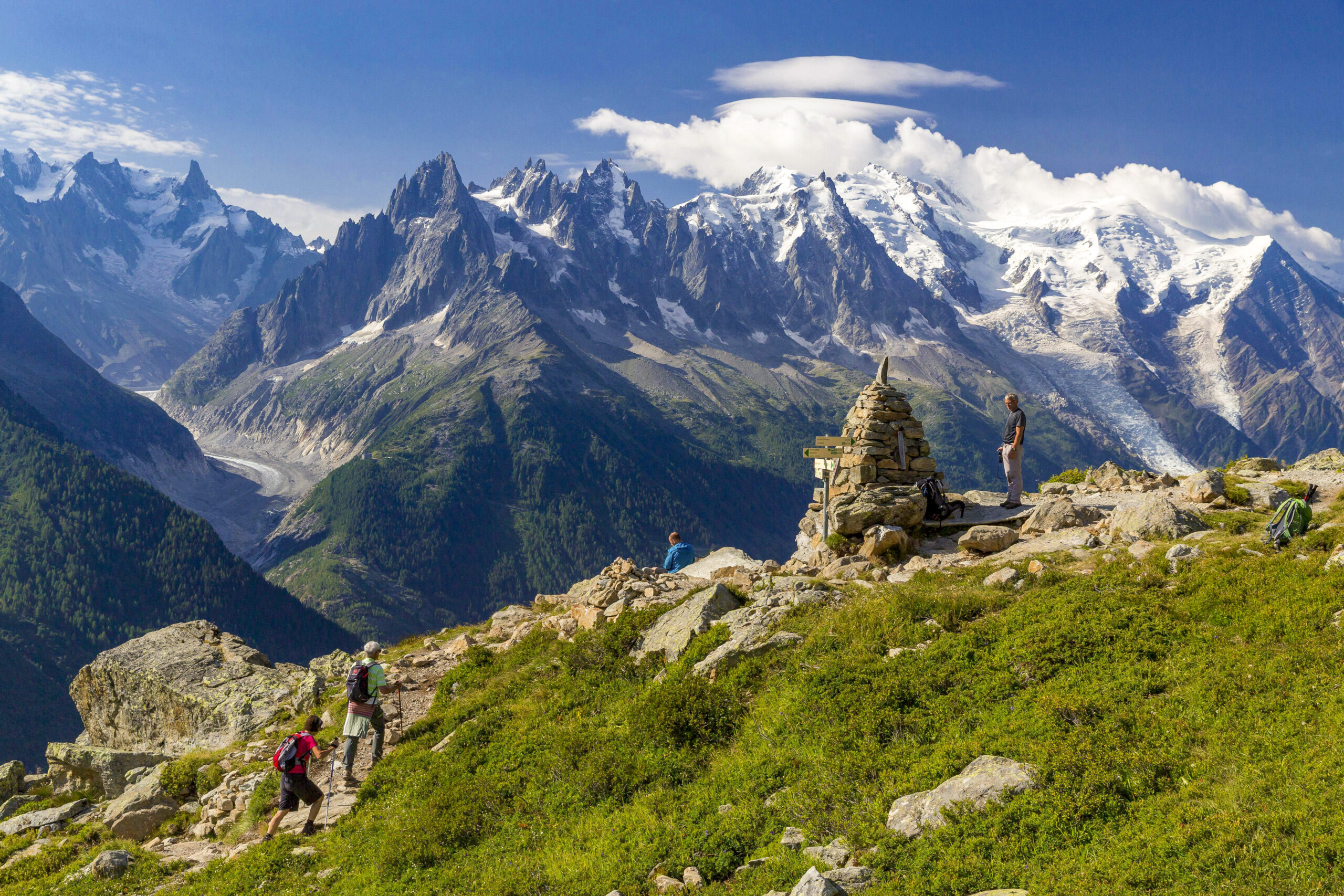Haute Route Guided Hiking Tour | 8-Days Across the Alps